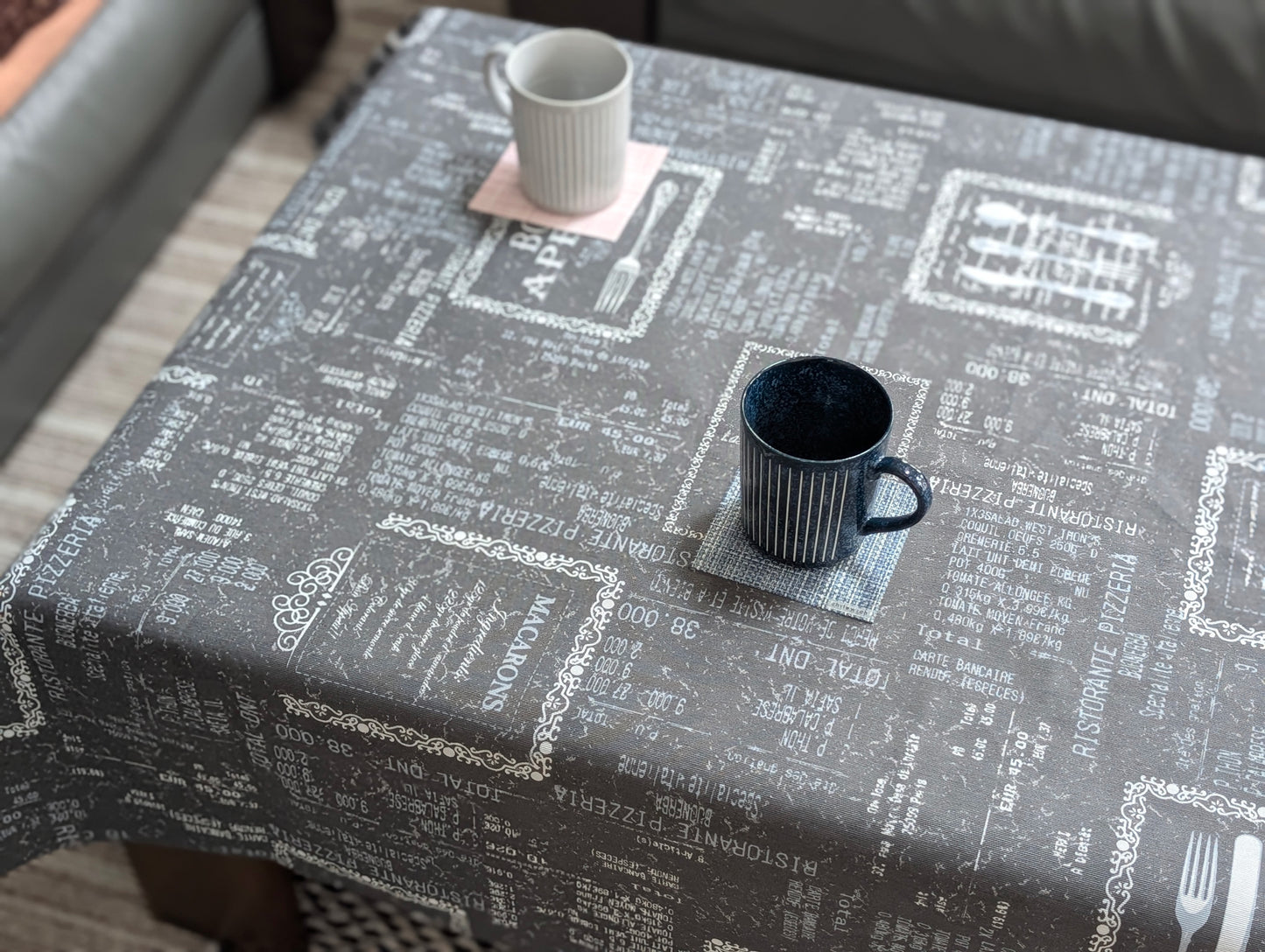 テーブルクロス シグノ (幅 約140cm×長さ10cm単位カット商品)