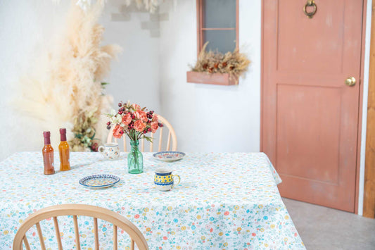 テーブルクロス ボタニカルフラワー (幅 約120cm×長さ10cm単位カット商品)