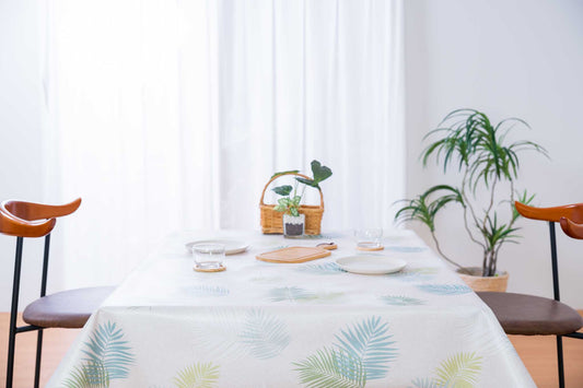 テーブルクロス モンステラ グリーン パターンB(幅 約120cm×長さ10cm単位カット商品)