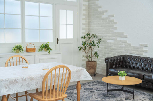 テーブルクロス リーフ小花 ホワイト (幅 約130cm×長さ10cm単位カット商品)