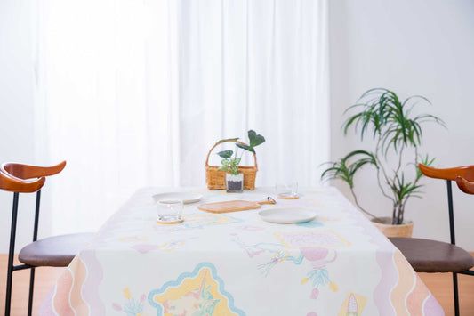 テーブルクロス 韓国テイスト ユニコーンモチーフ (幅 約120cm×長さ10cm単位カット商品)