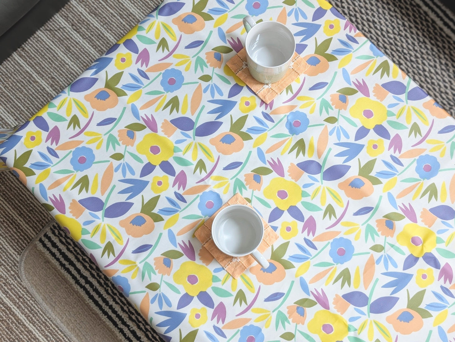 クリスマスなどイベント向きなテーブルクロス