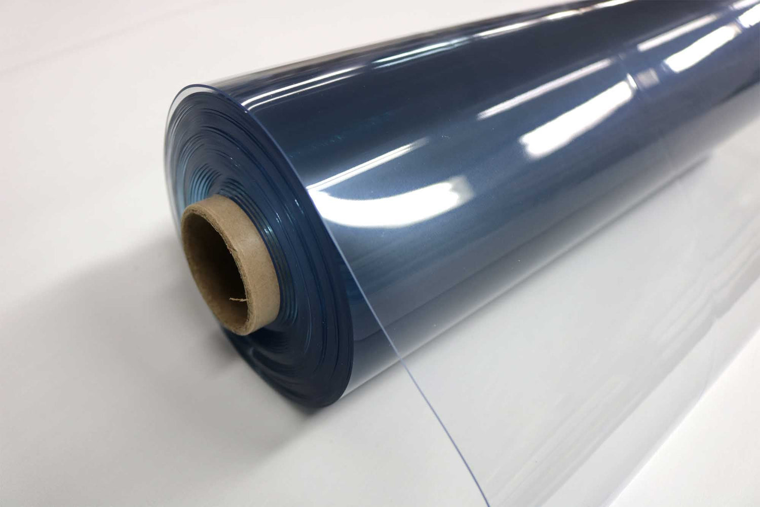 透明厚めのテーブルマット