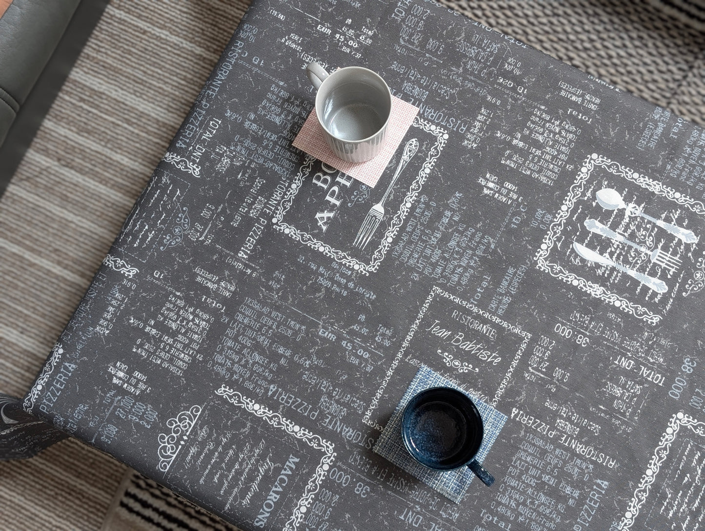 テーブルクロス シグノ （幅 約１４０ｃｍ×長さ１０ｃｍ単位カット商品）